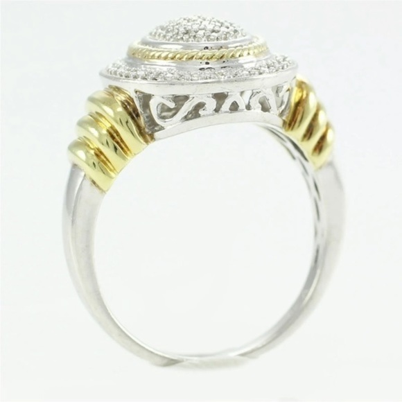 Diamond White JWBR is18 karet gold over SS. Highlight
Diamond. Encrusted cluster - Picture 4 of 6